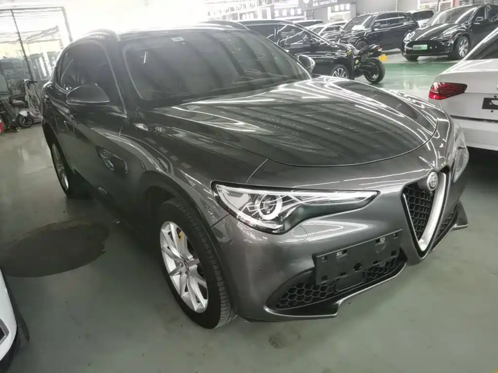 Alfa Romeo Stelvio — миниатюра 4