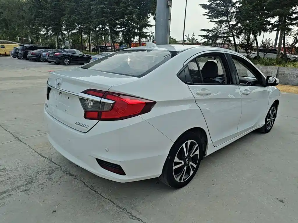 Honda Greiz — миниатюра 7