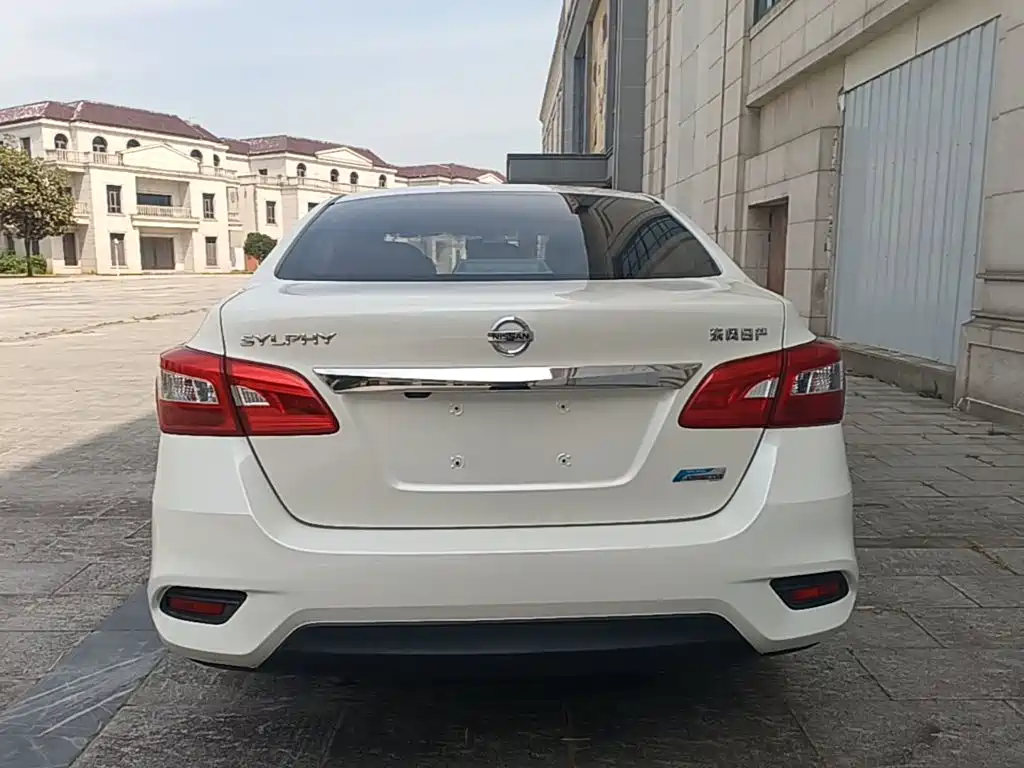 Nissan Sylphy — миниатюра 6