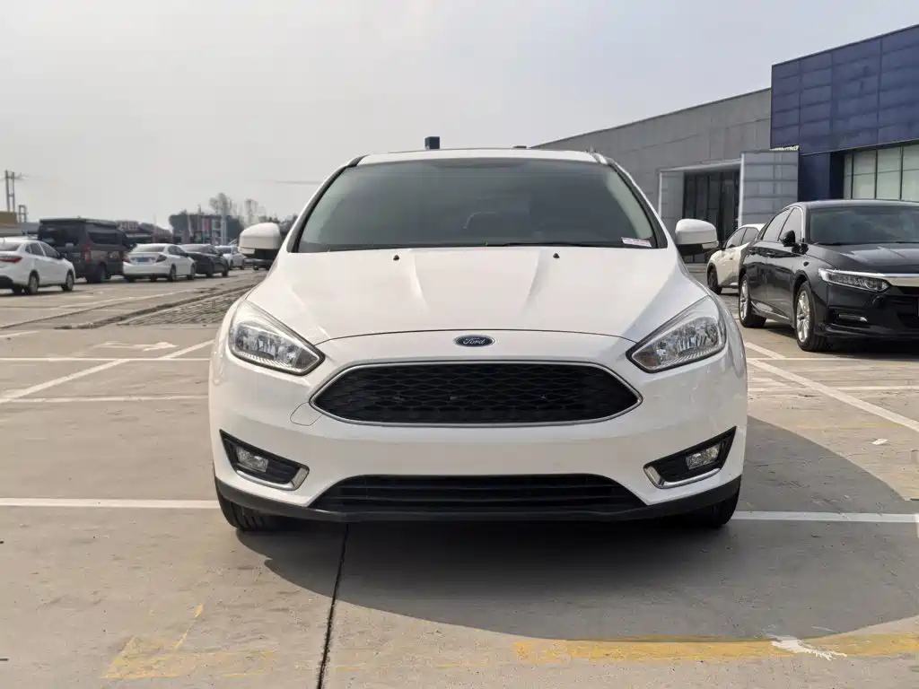 Ford Focus — миниатюра 7