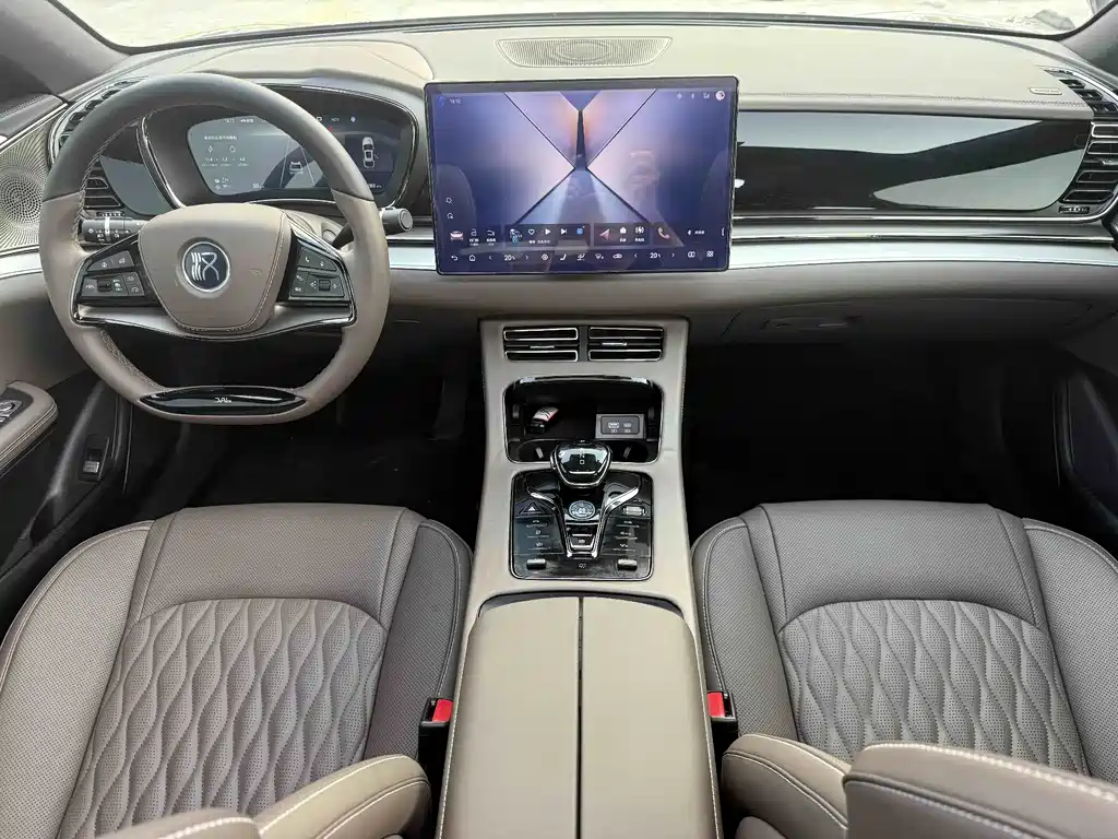 BYD Han — миниатюра 15