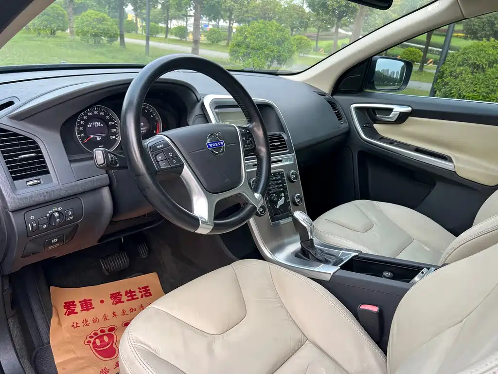 Volvo XC60 (Import) — миниатюра 10