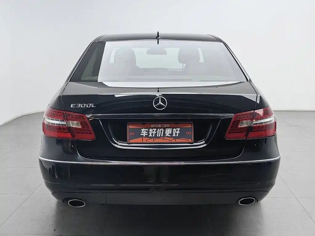Mercedes-Benz E-Class — миниатюра 4