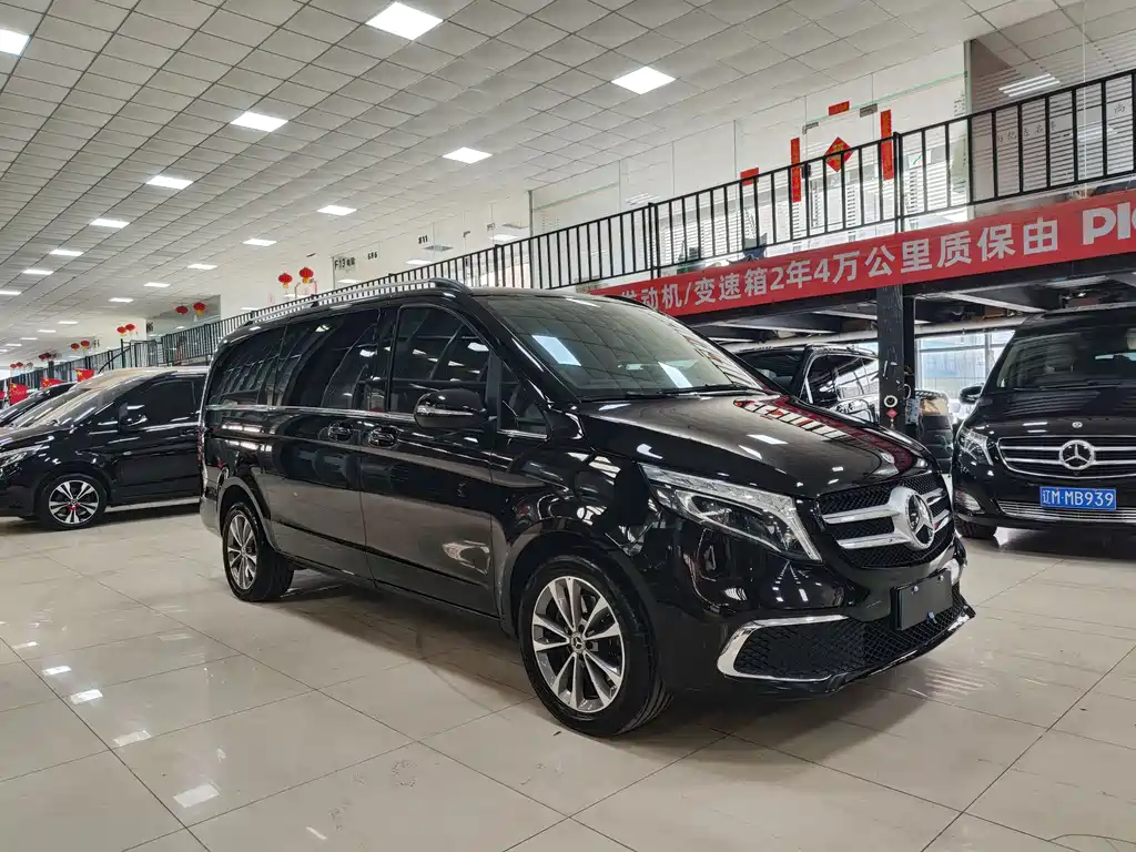 MERCEDES-BENZ V CLASS