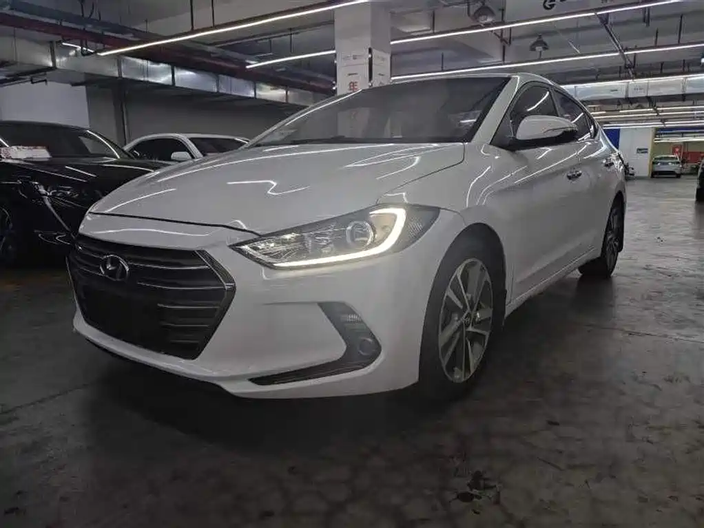 Hyundai Elantra 2017