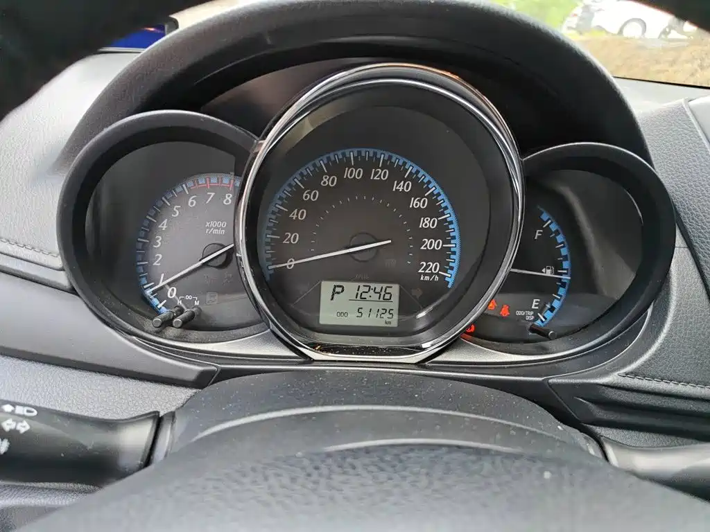 Toyota Yaris L — миниатюра 4