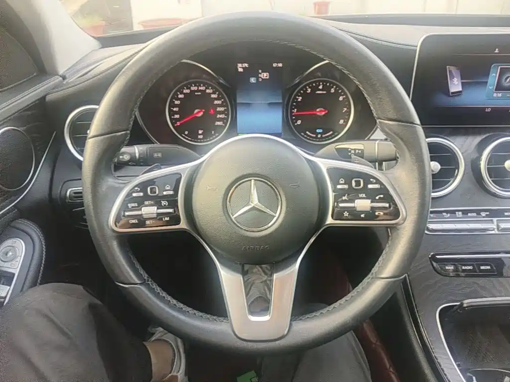 Mercedes-Benz C-Class — миниатюра 11