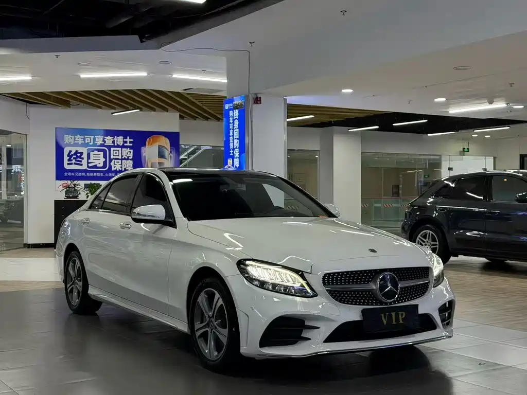 Mercedes-Benz C-Class — миниатюра 2