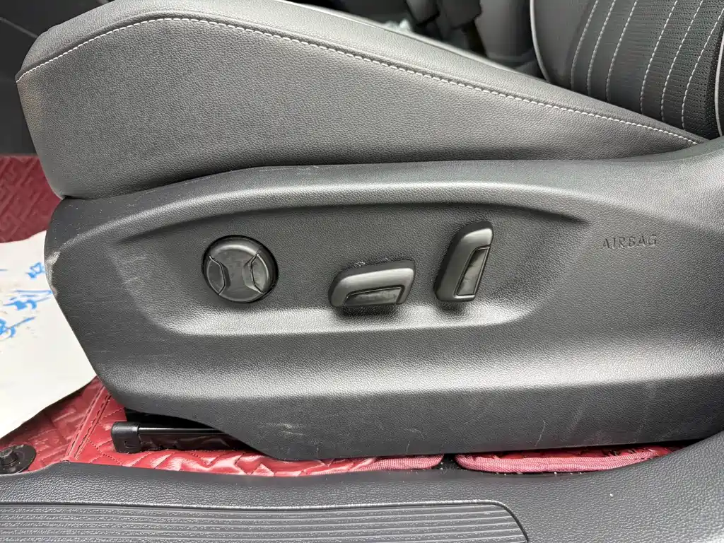 Volkswagen Tiguan L L 2023 280TSI AT