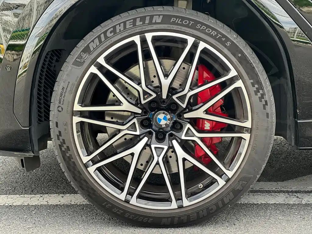 BMW X6 M — миниатюра 8