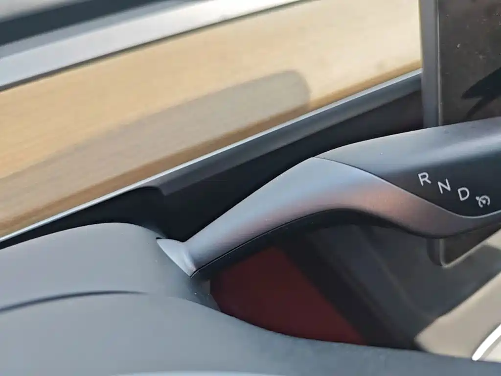 Tesla Model Y — фотографии объявления, Фото 15