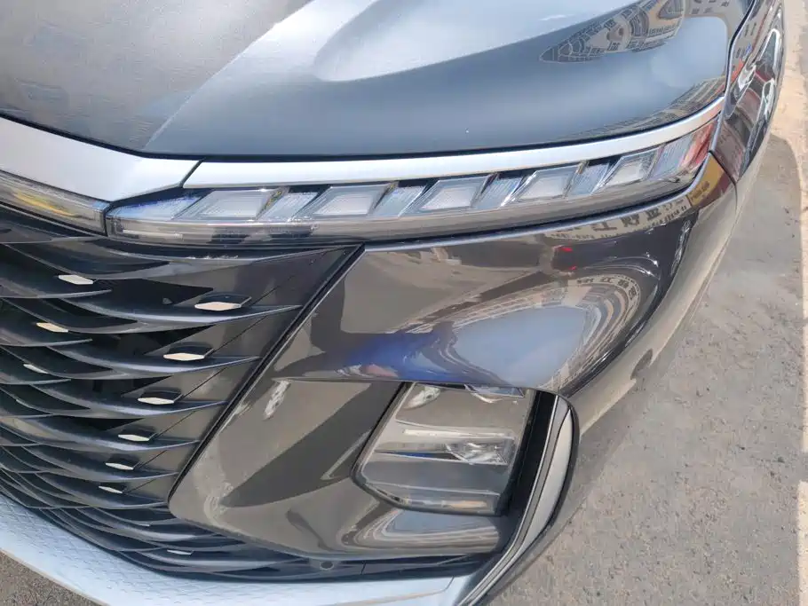 Roewe RX5 eMAX — миниатюра 5