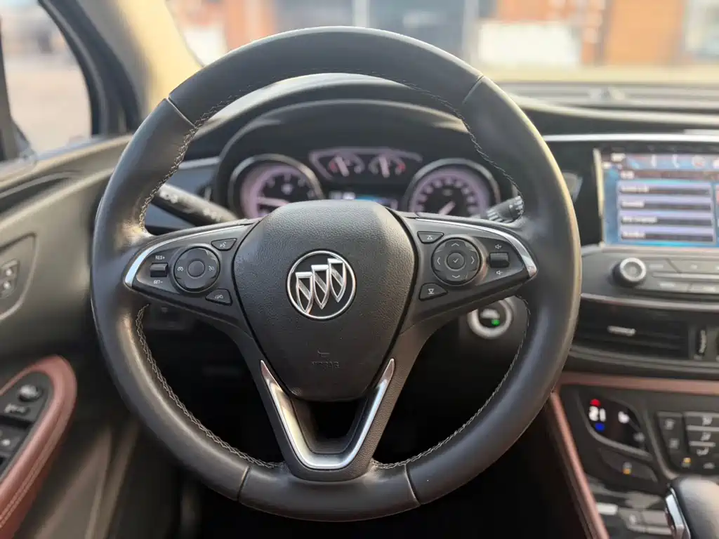 Buick Envision Plus — миниатюра 11