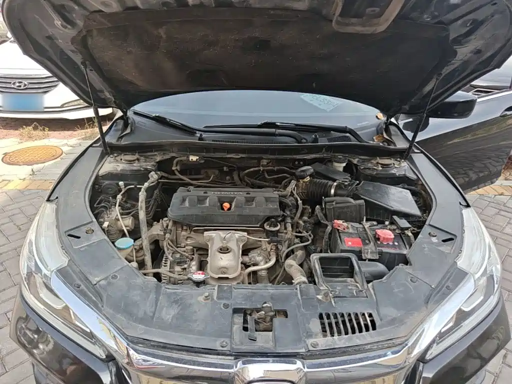Honda Accord — миниатюра 20