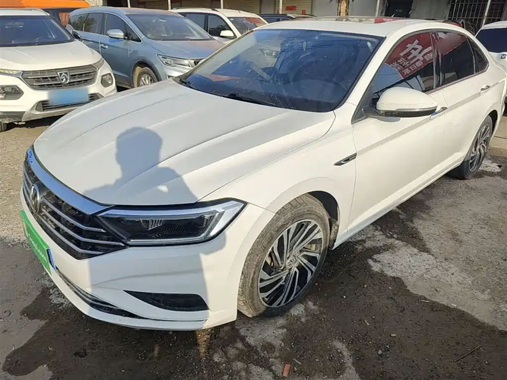 Volkswagen Sagitar 2022