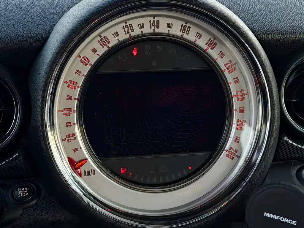 MINI Mini — миниатюра 12