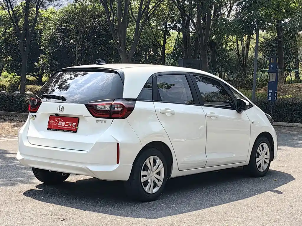 Honda Fit — миниатюра 13