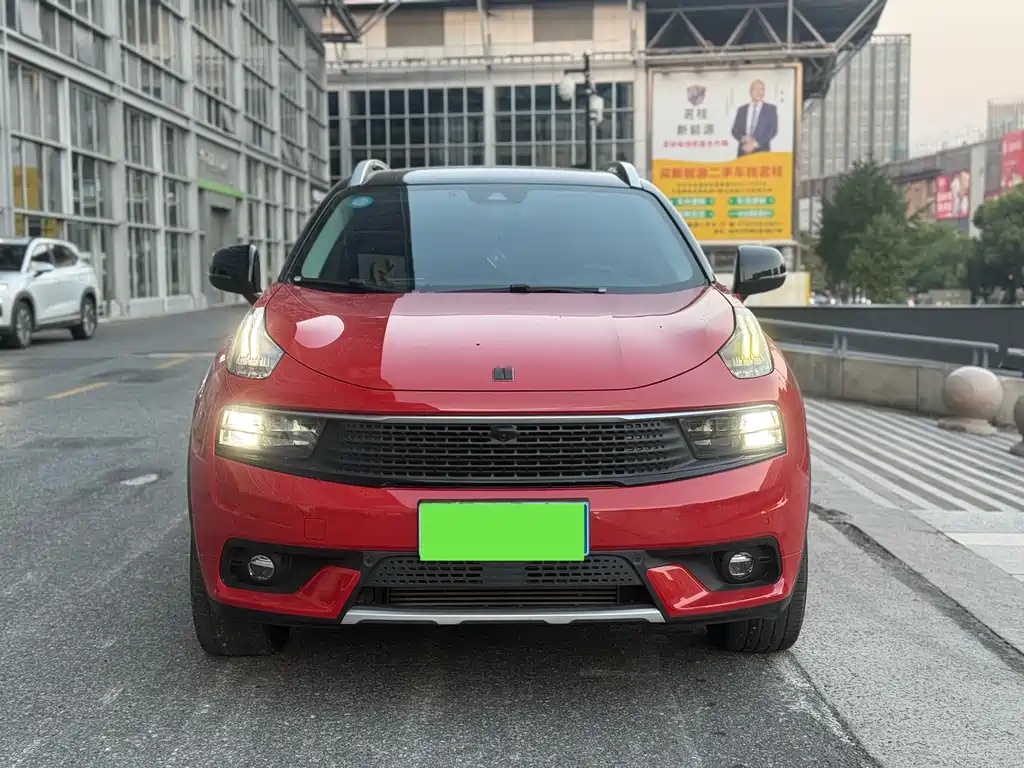 Lynk & Co 01 — миниатюра 2