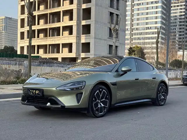 XIAOMI CAR XIAOMI SU7 2025