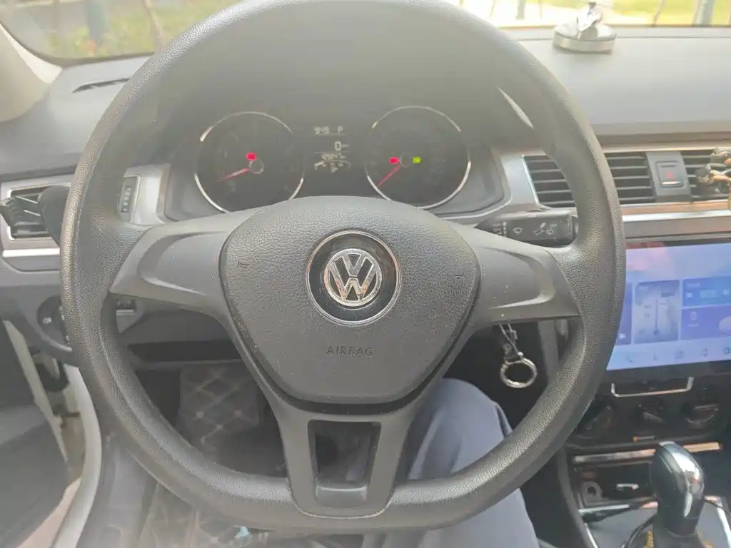 Volkswagen Bora — миниатюра 11