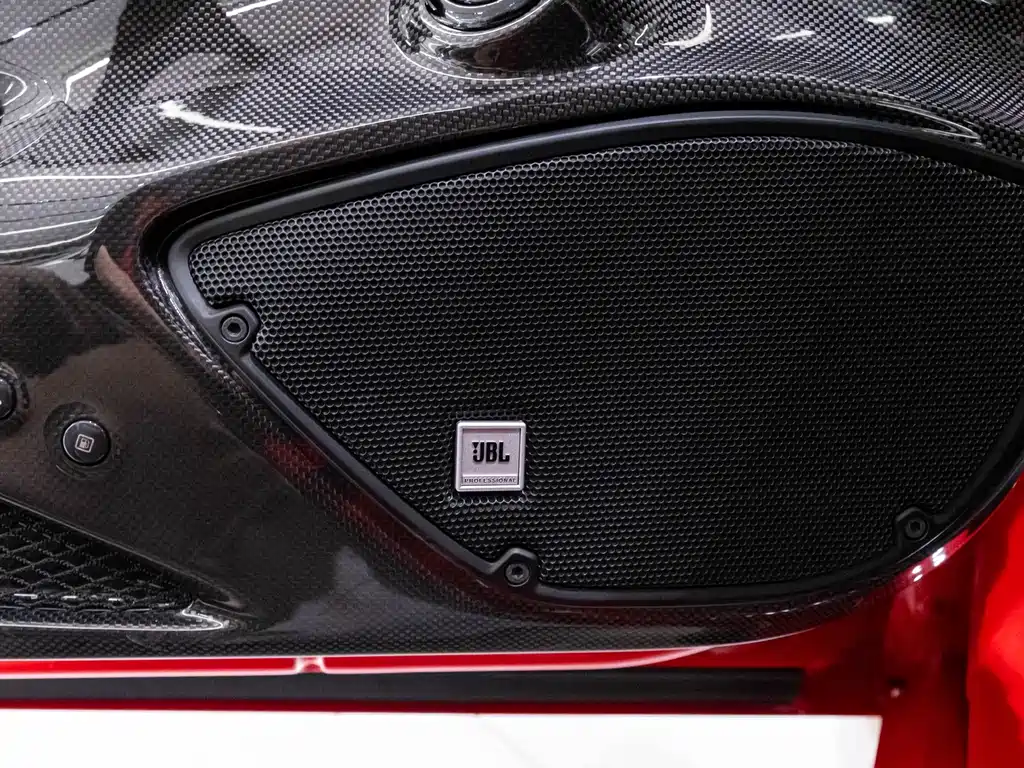 Ferrari 488 — миниатюра 12