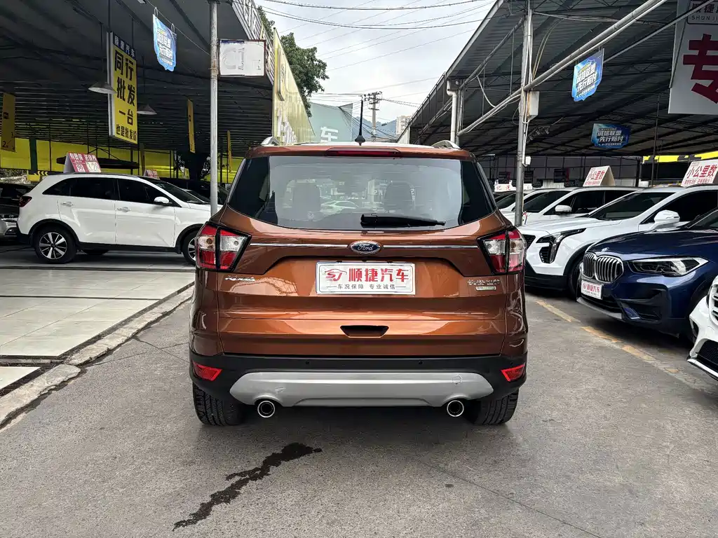 Ford Kuga — миниатюра 9