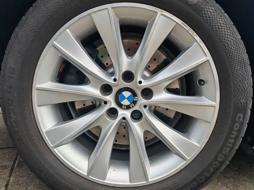 BMW 5 Series GT — миниатюра 19