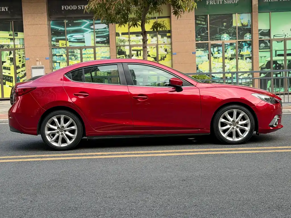 Mazda 3 Axela — миниатюра 11