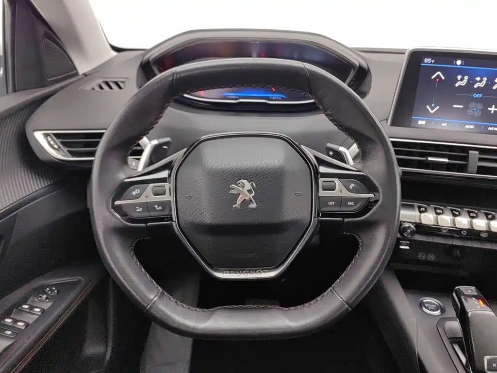 Peugeot 4008 — миниатюра 11