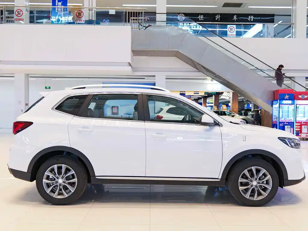 Roewe RX5 - фото 4