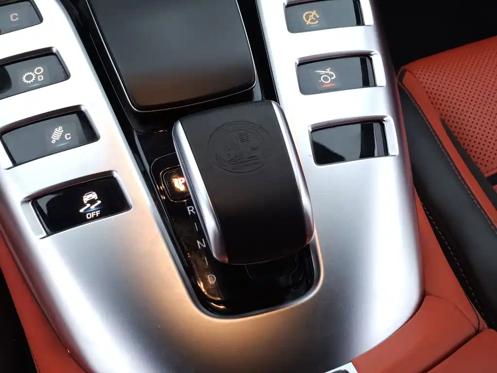Mercedes-Benz AMG GT — миниатюра 15