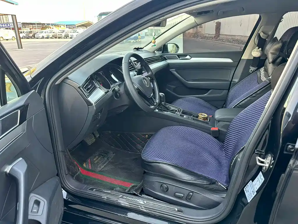 Volkswagen Magotan — миниатюра 4