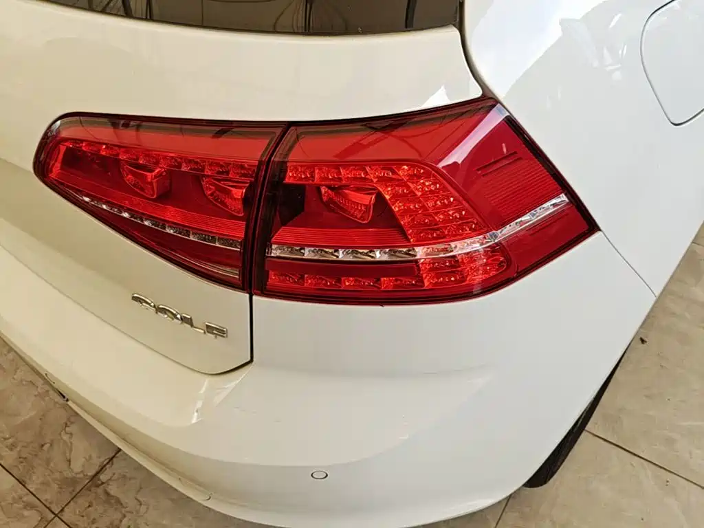 Volkswagen Golf — миниатюра 8
