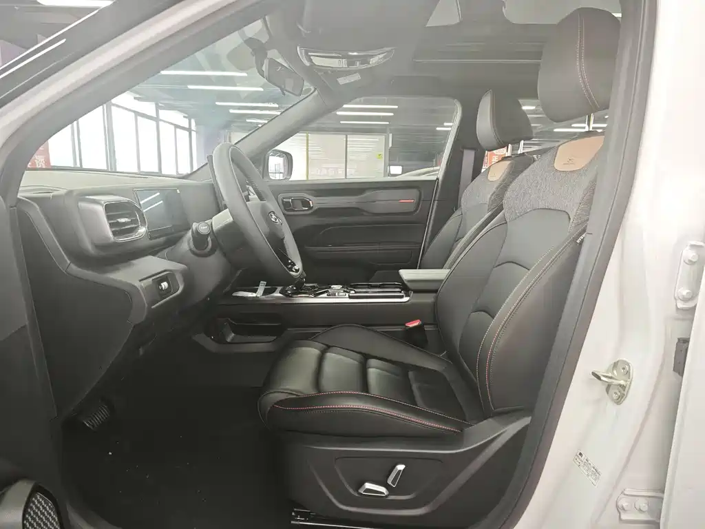 Geely Cowboy 2025 1.5TD