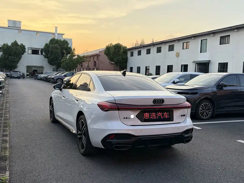 Audi A5L — миниатюра 8