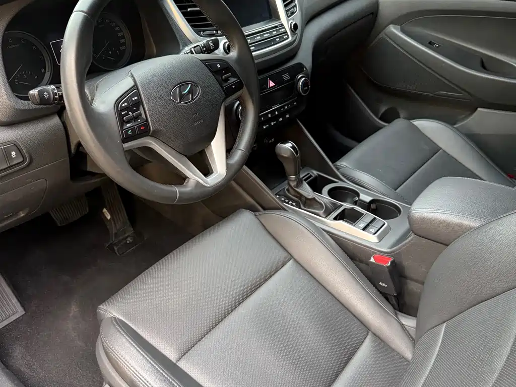 Hyundai Tucson — миниатюра 4