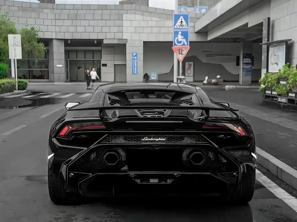 Lamborghini Huracán — миниатюра 4
