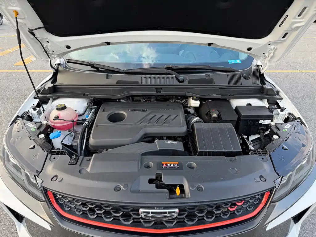 Geely Binyue — миниатюра 24