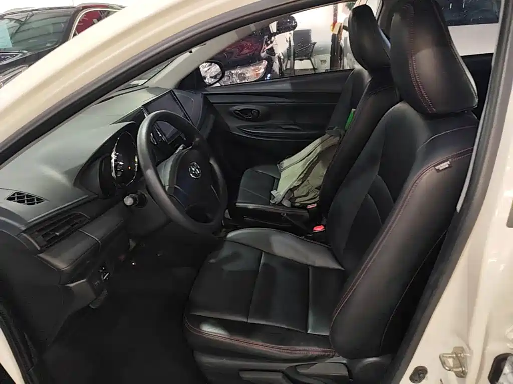 Toyota Vios FS — миниатюра 15