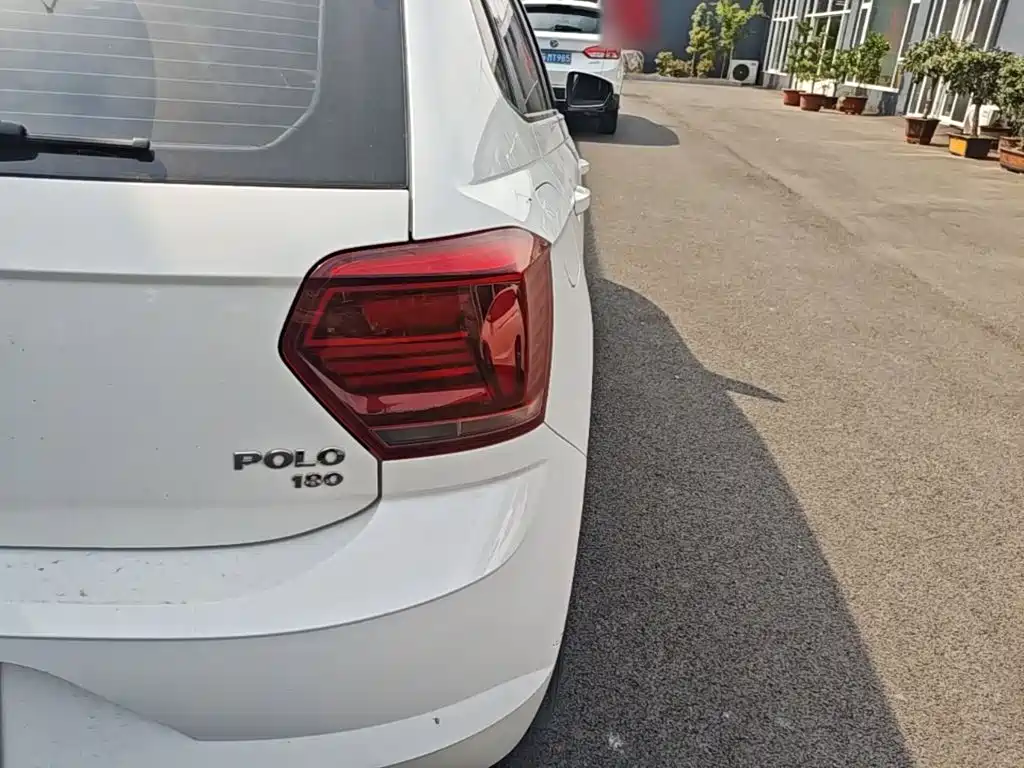 Volkswagen Polo — миниатюра 8
