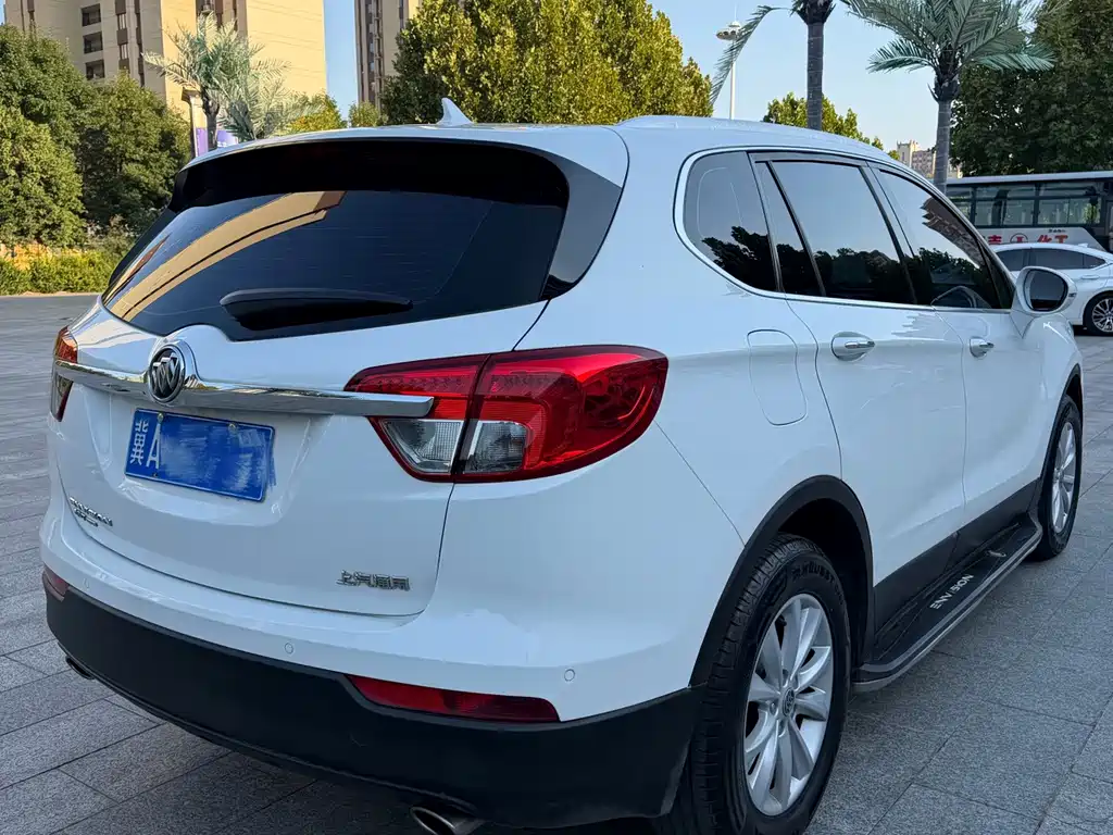 Buick Envision Plus — миниатюра 6