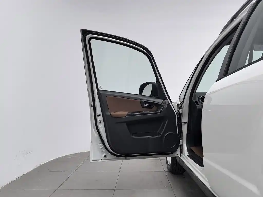 Suzuki SX4 — миниатюра 8
