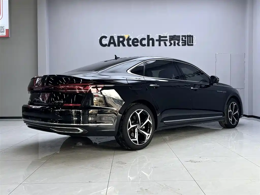 Volkswagen Passat 2023 330TSI Luxury