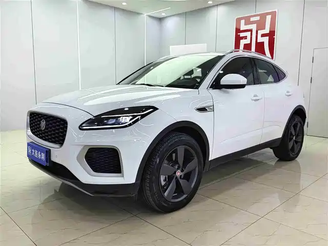 JAGUAR E PACE