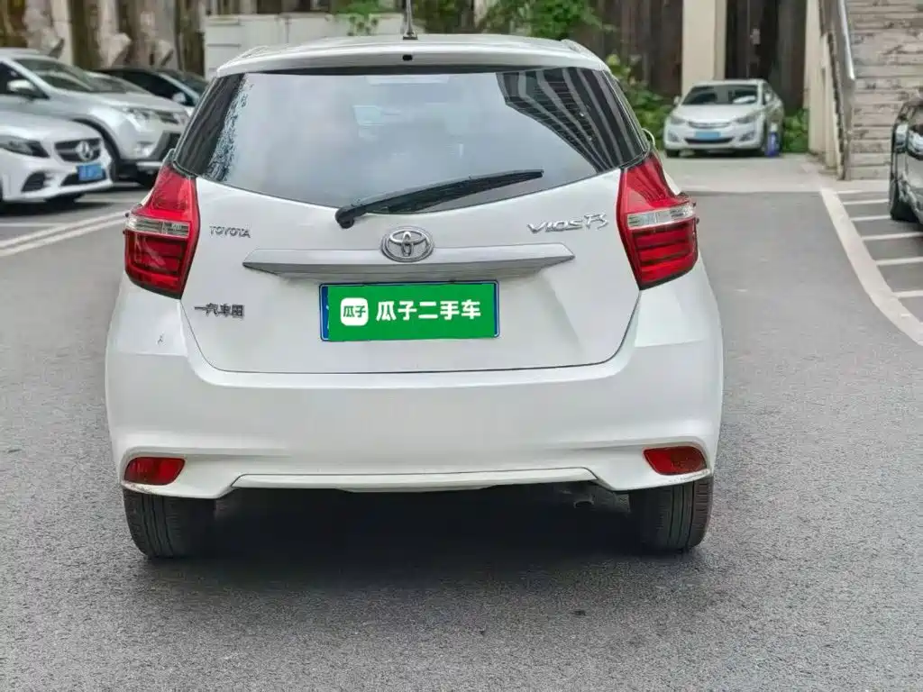 Toyota Vios FS — миниатюра 6