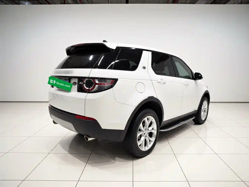 Land Rover Discovery Sport — миниатюра 6