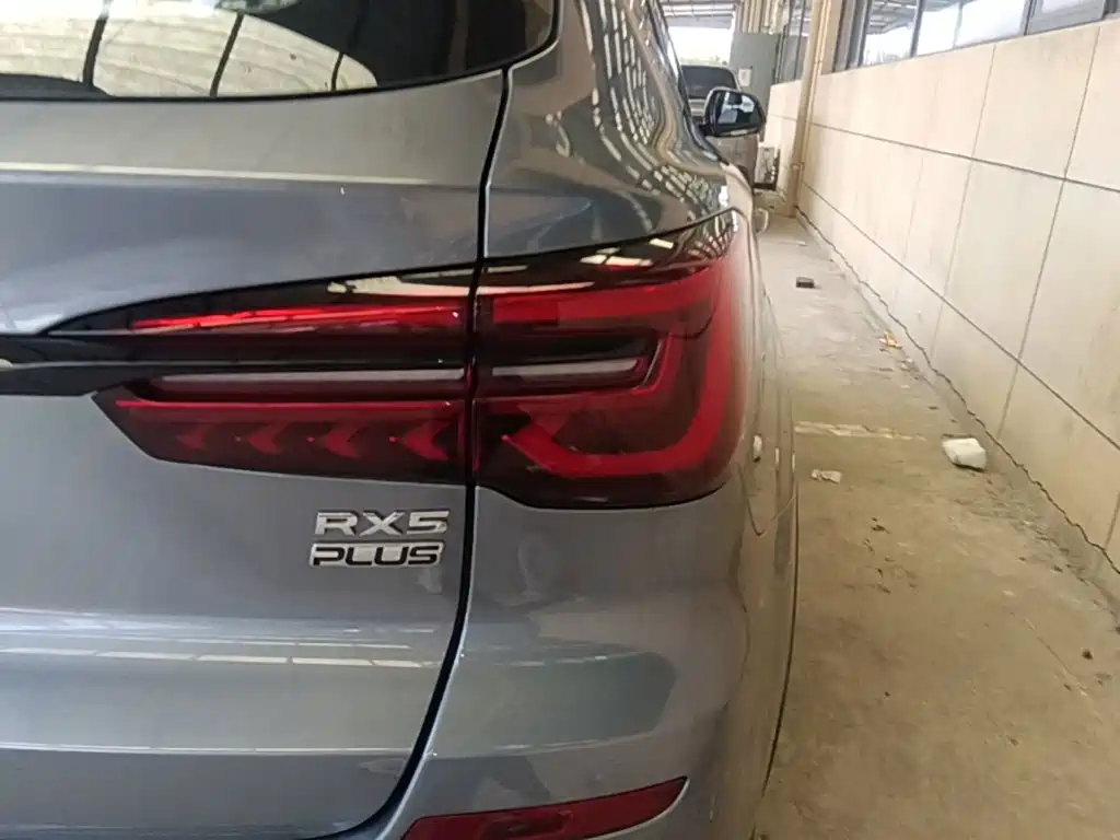 Roewe RX5 — миниатюра 8