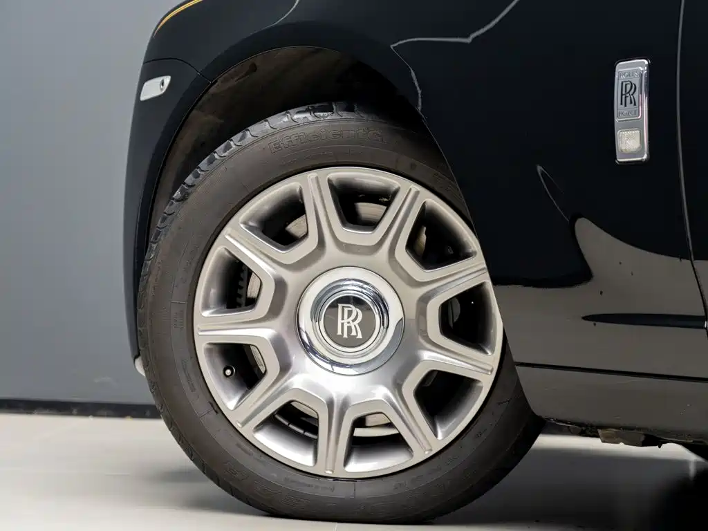 Rolls-Royce Ghost — миниатюра 6