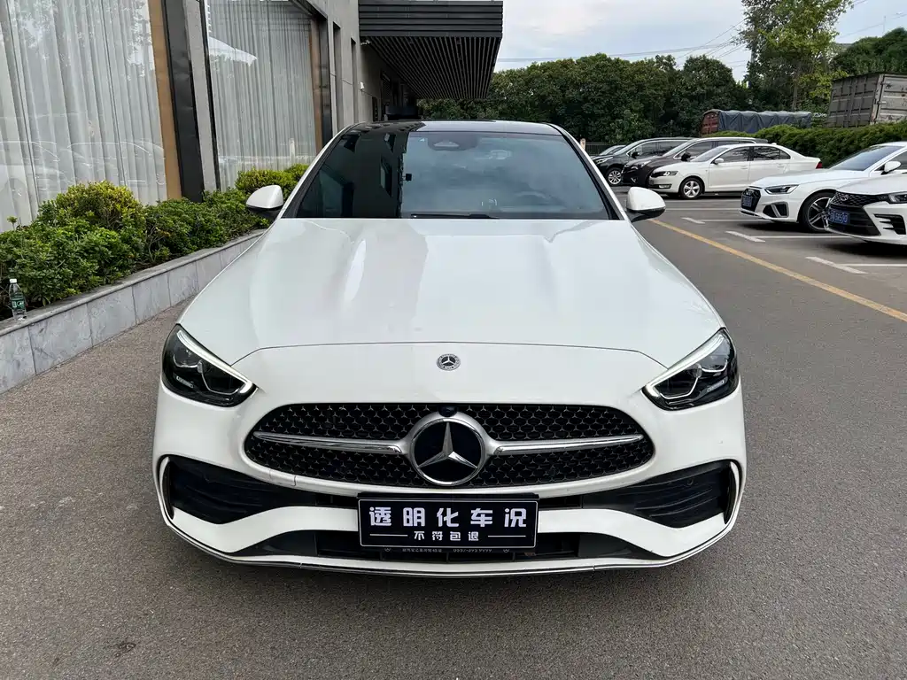 Mercedes-Benz C-Class — миниатюра 2