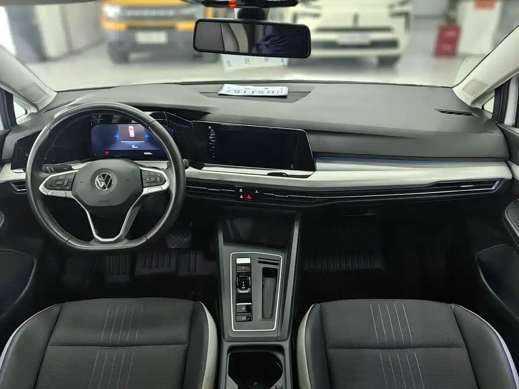 Volkswagen Golf — миниатюра 6